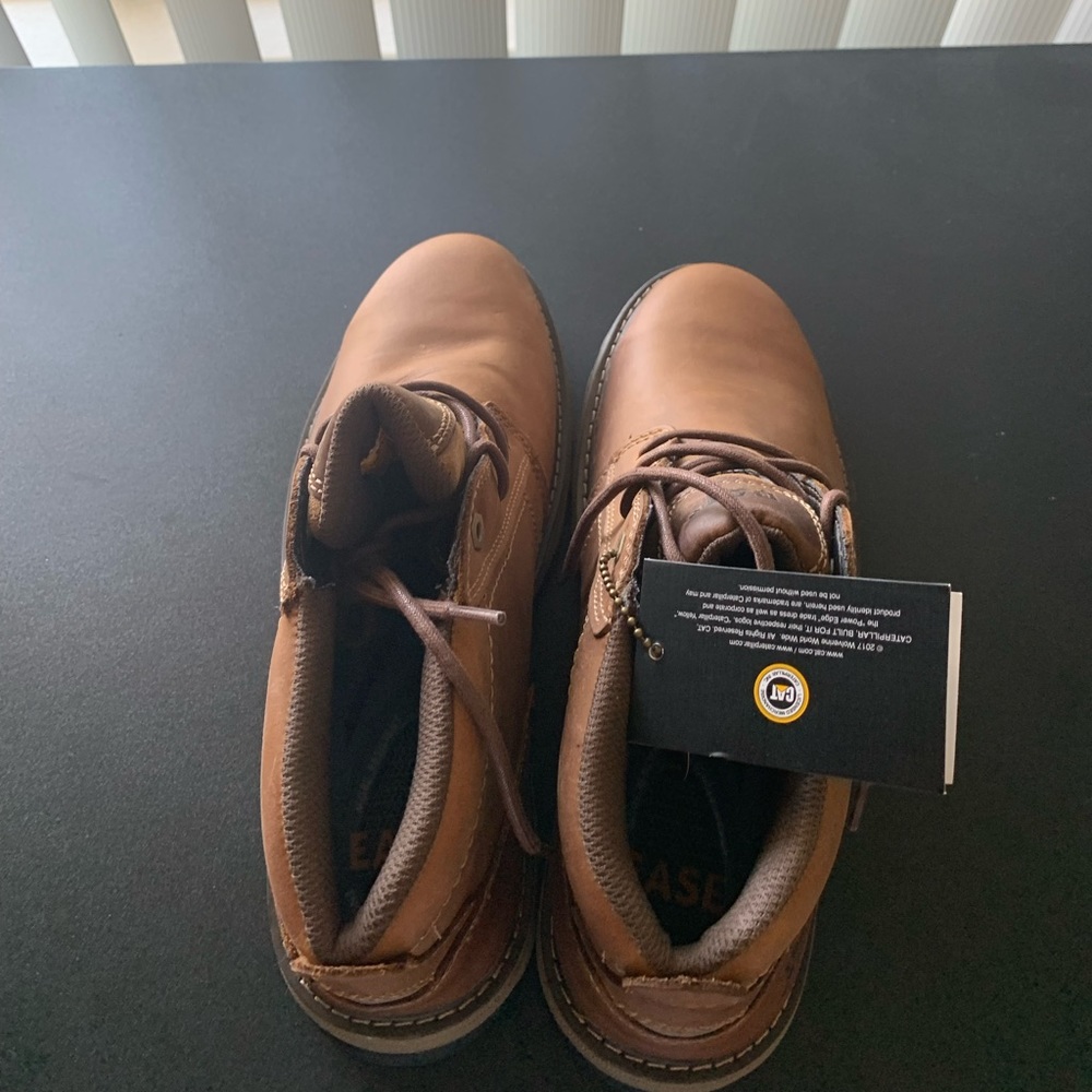 Catfootwear mens work shoes, brand new & never worn, size 10, steel toe.